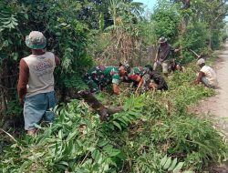 Upaya Tingkatkan Sinergitas dan Silaturahmi, Babinsa Koramil 1425-04 Kelara Gelar Karya Bakti Bersama Masyarakat