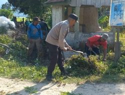 Hindari Wabah Penyakit,Kodim 1412/Kolaka Karya Bhakti Bersihkan Saluran Drainase