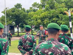 Cepat Tanggap,Dandim 1210/Landak Perintahkan Jajaranya Siaga Dan Bantu Korban Banjir