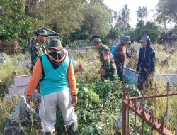 Babinsa Koramil-06 Kodim 1404/Pinrang Bersama Warga Kerja Bakti Bersihkan Tempat Pemakaman Umum