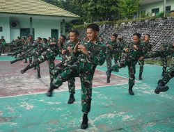 Danrem 182/JO Bekali Prajurit Korem 182/JO Bela Diri Taktis (BDT)