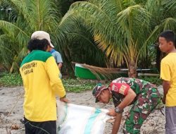Edukasi Warga, Kodim 1412/Kolaka Gelar Aksi Bersih Sampah di Pesisir Pantai