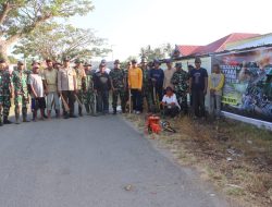 HUT Ke 79 TNI, Koramil 1425-05 Batang Gelar Karya Bakti Penanaman Pohon dan Pembersihan Lingkungan