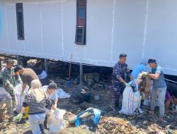 Timbulkan Kesadaran,Koramil 0907/04 Tarut Ajak Warga Bersihkan Tumpukan Sampah