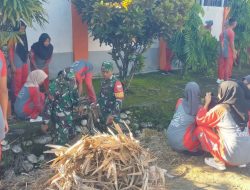 Ciptakan Lingkungan Bersih, Personel Koramil Mare Gelar Karbak Bersama Para Pelajar