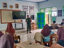 Babinsa Bontocani  Berikan Arahan Dan Pembinaan Kepada Siswa Siswi SMPN 1 Bontocani