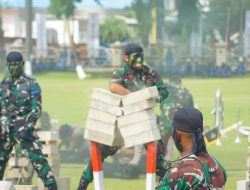 Aksi Petarung Yudha Sakti Sukses Memukau Penonton HUT 79 TNI