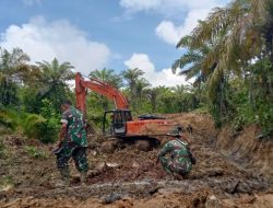 Hari Ke-Tujuh TMMD Ke-122 Kodim 0115/ Simeulue Terobos Jalan 400 Meter