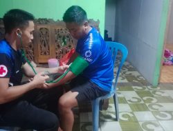 Tim Kesehatan Satgas TMMD Ke 122 Sigap Bantu Warga