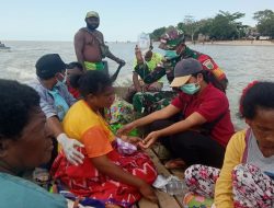 Gerak Cepat, Babinsa Okaba Bersama Petugas Kesehatan Evakuasi Masyarakat Kegawat Daruratan Pada Kehamilan