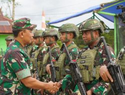 Kunker Danrem 181/PVT di Kotis Satgas Yonif RK 762/VYS Kabupaten Maybrat
