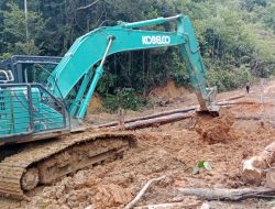 Satgas TMMD ke 122 Kodim 1206/Putussibau Terus Kebut Pembanguan Infrastruktur Jalan