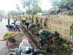 Karya Bakti TNI, Anggota Koramil Sibulue Wujudkan Sinergitas Dan Kolaborasi TNI-Polri Dan Pemerintah Desa