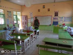Babinsa Koramil Cenrana Berikan Pendidikan Bela Negara Di SDN 12/79 Nagauleng