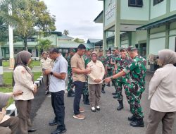 Perangi Judi Online, Pasi Intel Kodim 1422/Maros Lakukan Pengecekan Handphone Seluruh Prajurit dan PNS