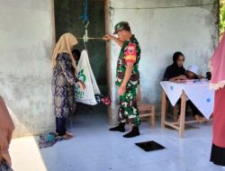 Babinsa Saotengnga Koramil 1424-03/Sinjai Tengah Kodim 1424/Sinjai Lakukan Pemantauan dan Pendampingan Kesehatan Balita