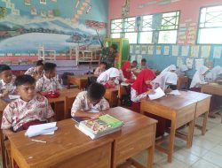 Babinsa Koramil 06 Awangpone Melaksanakan Wanwil Kepada Siswa SDN 3/77 Bulumpare