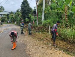 Ba Tuud Pimpin Personel Koramil 1419-04/Alla Karya Bakti Pembersihan Selokan
