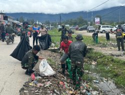 KARYA BHAKTI DAN PENGOBATAN GRATIS DALAM RANGKA HARI JUANG TNI AD DI WILAYAH TERITORIAL KODIM 1704/DEIYAI