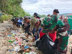 Sambut Hari Juang TNI AD Ke-79, Kodim 1801/Manokwari Ikut Berpartisipasi Dalam Pembersihan Pantai