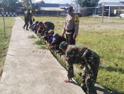 Koramil-08 Kodim 1404/Pinrang Bersama Warga Kerja Bakti Normalisasi Saluran Air
