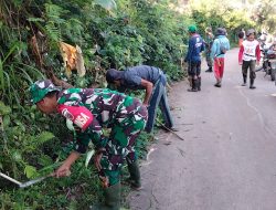 Personel Koramil 1419-04/Alla Karya Bakti Pembersihan Selokan