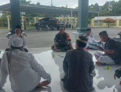 Tingkatkan Hubungan Kerja Yang Baik, Babinsa Sidey Komsos Dengan Pengurus Masjid