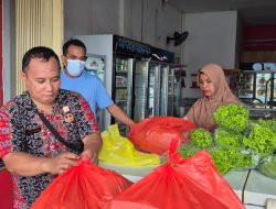 Laris! Rutan Palu Pasarkan Hasil Panen Selada Hidroponik ke Sejumlah Pelaku Usaha di Kota Palu