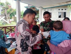 Babinsa Koramil Kajuara Kodim 1407/Bone Aktif Dampingi Kegiatan Posyandu Di Desa Buareng
