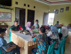 Babinsa Koramil 1407-12/Cina Dampingi Kegiatan Monitoring Dan Evaluasi Penggunaan Dana Transfer Desa Tahap I Tahun 2025