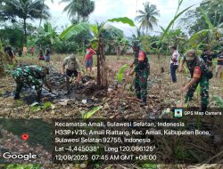 BABINSA KORAMIL 1407-05/ULAWENG GELAR KARYA BAKTI BERSAMA WARGA DI DESA AMALI