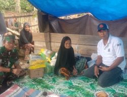 Danramil Kahu Kodim 1407/Bone Dan Forkopimcam Bantu Korban Kebakaran Di Dusun Mattoanging, Desa Cammilo