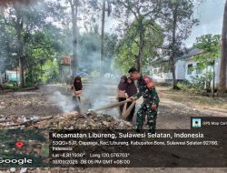 Babinsa Koramil 14/Libureng Kodim 1407/Bone Laksanakan Kerja Bakti Bersama Siswa SDN 181 Ceppaga