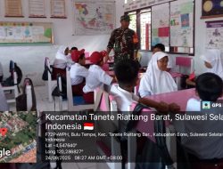 Babinsa Koramil 1407-21/Palakka Laksanakan Pembinaan Perlawanan Wilayah Kepada Siswa SD Di Desa Tirong