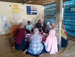 Lawan Stunting! Sinergi Babinsa Koramil 1407-03/Cenrana Dan Kader Kesehatan Desa Latonro Melalui Program GENTING