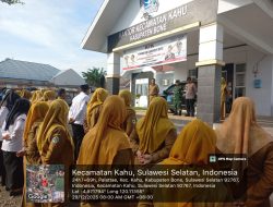 Perkokoh Kebersamaan, Personel Koramil 19/Kahu Kodim 1407/Bone Ikuti Apel Gabungan Di Kantor Camat