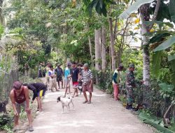 Babinsa Koramil 09/Lapri Kodim 1407/Bone Gerakkan Warga Tenri Pakkua Jaga Kebersihan