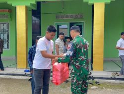 Intip Aksi Simpatik Kodim 1407/Bone : Rayakan Hari Jadi Korem 141/Tp Lewat Bakti Sosial Jumat Berkah