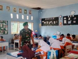 Membentuk Generasi Pancasila, Babinsa Koramil 1407-11/Barebbo Hadirkan Semangat Kebangsaan Di Kelas