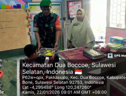 Pastikan Gizi Pelajar Terpenuhi, Babinsa Koramil 1407-02/Dua Boccoe Pantau Pendistribusian MBG Di SD Inpres 12/79 Pakkasalo