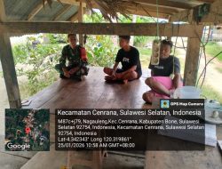 Babinsa Koramil 1407-03/Cenrana Jalin Silaturahmi Melalui Komsos Bersama Pemuda Desa Nagauleng