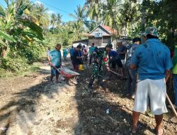 Sinergi Di Lahan Pertanian, Koramil 1407-04/Tellusiattinge Pastikan Saluran Irigasi Patangnga Bebas Sumbatan