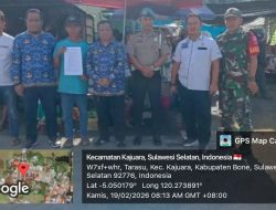 Jaga Stabilitas Pangan : Babinsa Koramil 1407-18/Kajuara Bersama Tripika Kajuara Pantau Harga Sembako Di Pasar Tuju Tuju