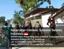 Hormati Leluhur : Babinsa Koramil 03/Cenrana Gelar Aksi Bersih Di Makam Raja Lapatau Matanna Tikka