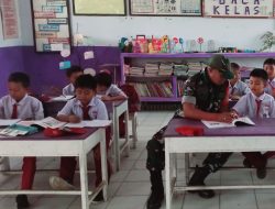 Babinsa Koramil 19/Kahu Kodim Bone Masuk Kelas Inspirasi Siswa SDN 278 Palattae Kejar Cita-Cita