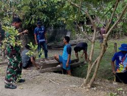 Antisipasi Banjir, Koramil 1407-13/Sibulue Kodim Bone Gelar Karya Bakti Bersama Warga Ajang Puluh