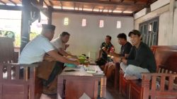 Langkah Preventif Di Desa Cabbeng : Komsos Babinsa Koramil 1407-02/Dua Boccoe Guna Deteksi Dini Situasi Wilayah