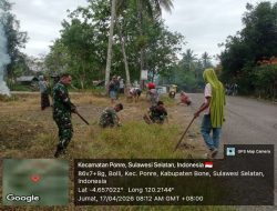 Pererat Gotong Royong, Babinsa Koramil 1407-10/Ponre Dan Warga Bersihkan Jalur Utama Desa Bolli