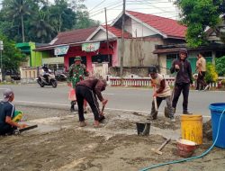 Aksi Bersih Babinsa Koramil 1407-05/Ulaweng : Pelopor Budaya Gotong Royong Di Desa Pallawa Rukka