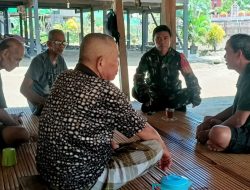 Bukan Sekadar Sambang, Komsos Babinsa Koramil 1407-01/Ajangale Kodim Bone Jadi Sarana Solusi Bagi Masyarakat